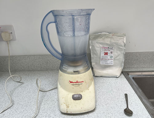 mixing tylose thickening in a liquidiser